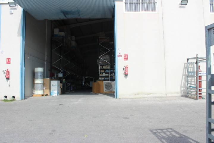 NAVE EN VENTA Y EN ALQUILER EN EL POLIGONO INDUSTRIAL PLÁ DE LA VALLONGA photo 0