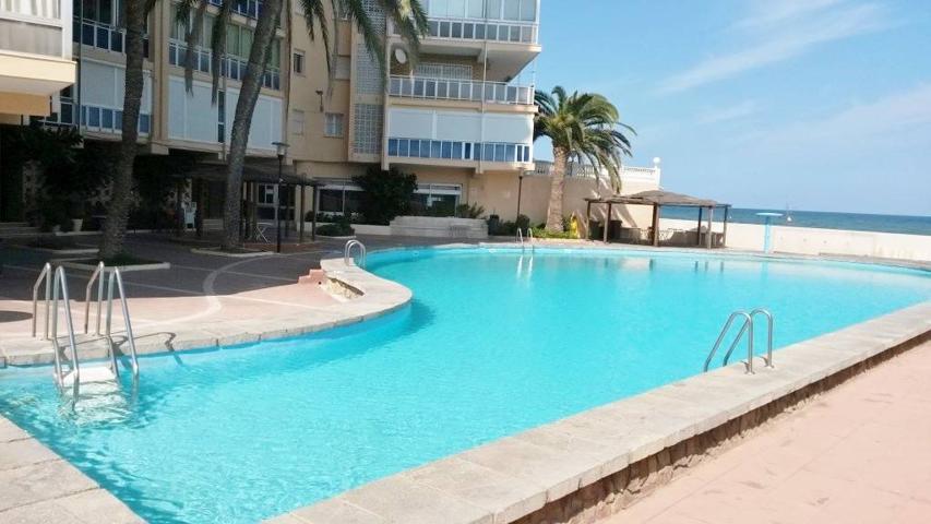 FANTÁSTICO APARTAMENTO CON PISCINAS Y ESPECTACULARES VISTAS AL MAR. PLANTA 17 photo 0