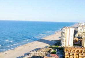 ESPECTACULAR APARTAMENTO PRIMERÍSIMA LINEA DE PLAYA, PISCINA Y PARKING photo 0