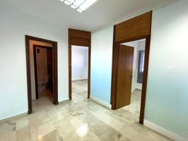 Oficina En alquiler en Murcia photo 0