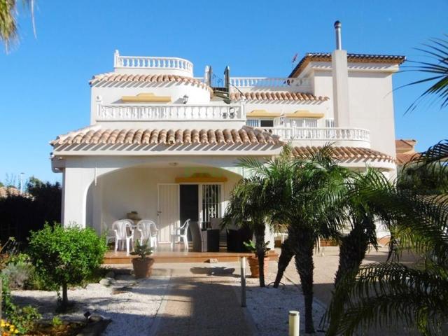 Villa En venta en Cartagena photo 0