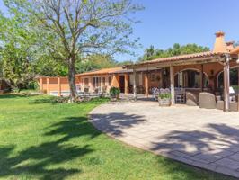 Casa De Campo En venta en Maó photo 0