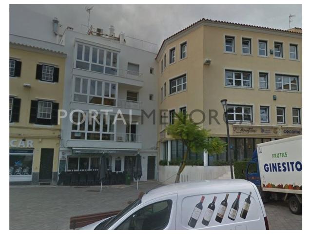 Comunidad En venta en Maó photo 0