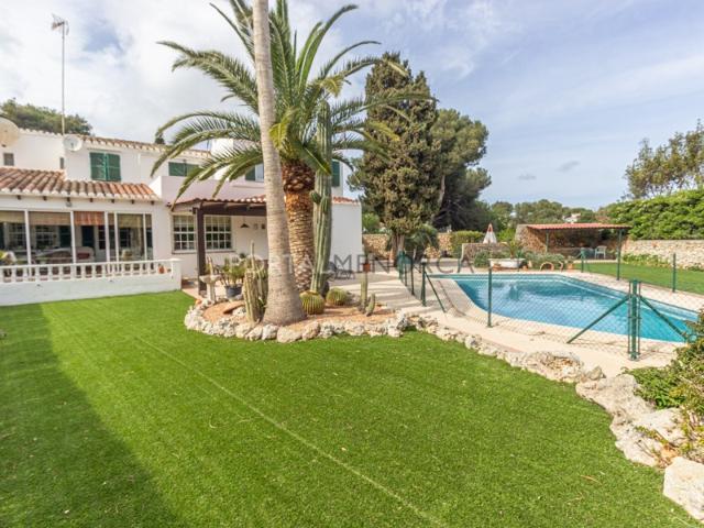 Piso En venta en Es Castell photo 0
