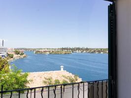 Piso En venta en Es Castell photo 0