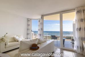 Casa en tres alturas con vistas al mar photo 0
