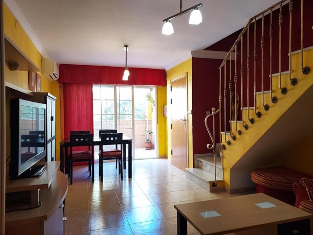 Tu hogar junto al embarcadero en Calahonda! Casa adosada con magnifico garaje doble cerrado photo 0