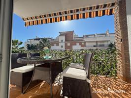 Descubre esta oportunidad de compra en Playa Granada: Coqueto piso junto al campo de Golf y playa photo 0