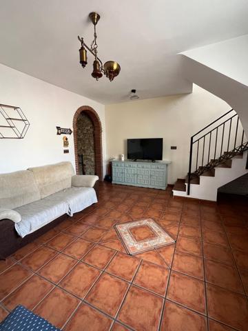 Ático dúplex en venta en Cullar Vega, terraza con impresionantes vistas, plaza de garaje y trastero photo 0