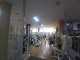 SE VENDE AMPLIO LOCAL COMERCIAL EN MOTRIL – 431 m2 CON FACHADA A DOS CALLES photo 0