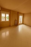 Oportunidad en pleno centro: vivienda de 3 dormitorios con gran potencial junto a Recogidas photo 0