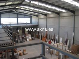 Nave Industrial en venta en Torrijos de 925 m2 photo 0