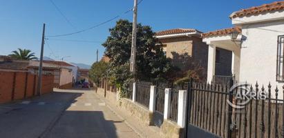 Chalet con patio y garaje en Polan photo 0