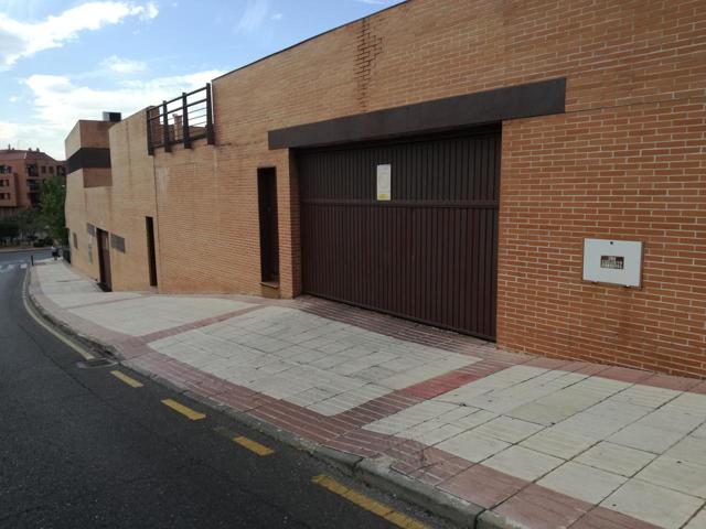 Plaza De Parking en alquiler en Toledo de 14 m2 photo 0