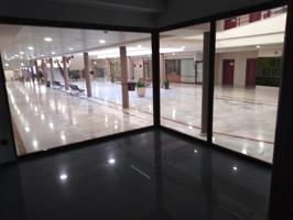Local en venta en Toledo de 845 m2 photo 0