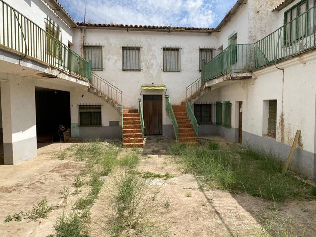 Edificio en venta en Galvez photo 0