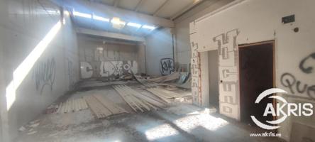 Nave Industrial Ocupada en el Viso de San Juan photo 0