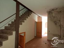 Chalet adosado para reformar photo 0