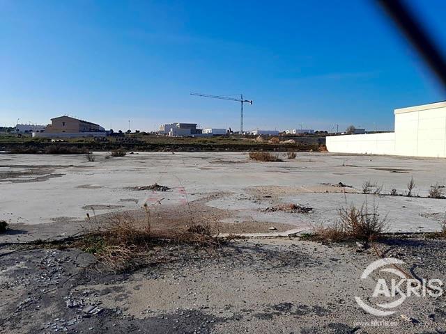 VENTA TERRENO INDUSTRIAL DE 6.860 M2 EN YUNCOS photo 0