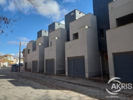 PROMOCIÓN DE CHALETS EN QUERO - CON INCIDENCIAS: OBRA PARALIZADA. photo 0