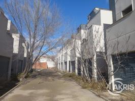 PROMOCIÓN DE CHALETS EN QUERO - CON INCIDENCIAS: OBRA PARALIZADA. photo 0