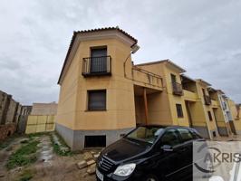 Casa en venta en Los Yebenes photo 0
