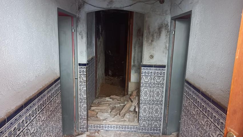 Casa de Pueblo a Reformar photo 0