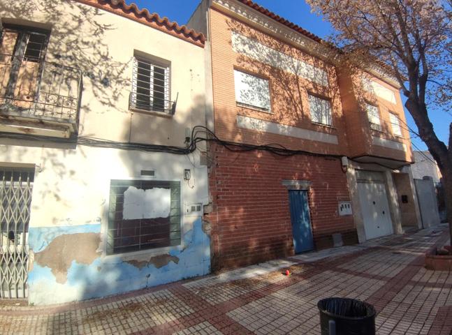 CASA EN CASCO DE VILLACAÑAS PARA REFORMA INTEGRAL photo 0