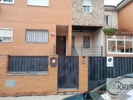 CHALET ADOSADO EN PANTOJA CON 3 DORMITORIOS photo 0