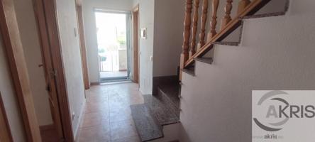 Chalet adosado de 3 dormitorios en Yuncler photo 0