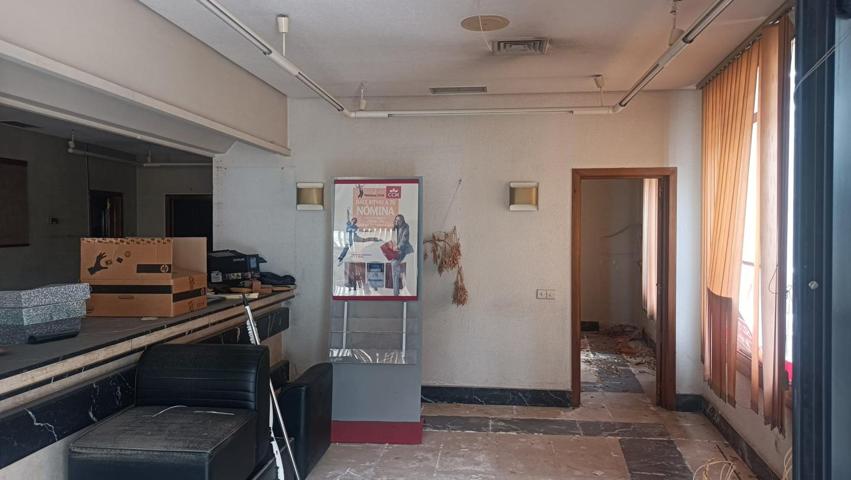 Local comercial photo 0