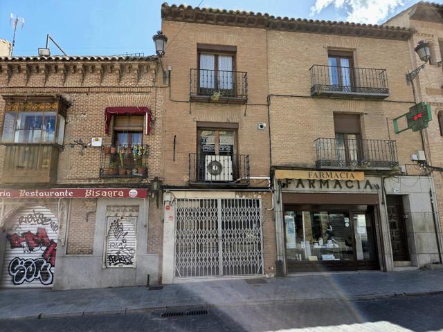 CASA CON LOCAL EN PUERTA BISAGRA photo 0