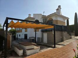 CHALET EN URBANIZACION CON ZONAS COMUNES photo 0