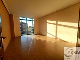 Piso en venta en Fuensalida de 106 m2 photo 0