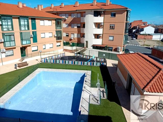 Piso en venta en Fuensalida de 106 m2 photo 0