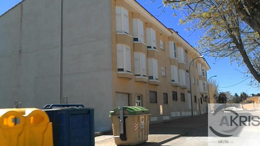 Plaza De Parking en venta en Pulgar de 10 m2 photo 0