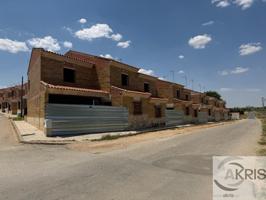 Vivienda a terminar con gran potencial photo 0