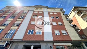 Piso en venta en Arenas de San Pedro de 62 m2 photo 0