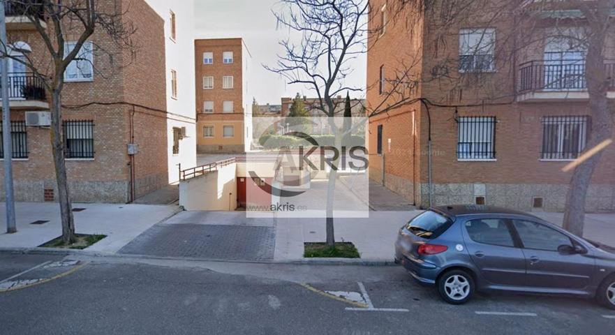 Plaza De Parking en venta en Toledo de 11 m2 photo 0