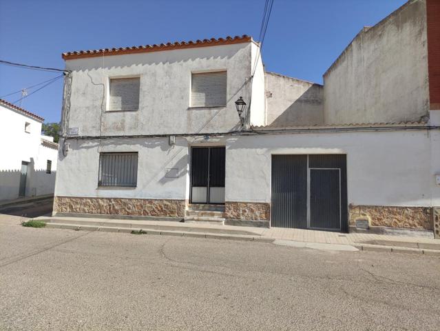 AMPLIA CASA DE PUEBLO PARA REHABILITAR EN EL ROMERAL photo 0