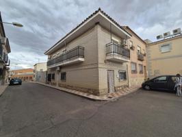 CASA EN EL CENTRO DE LAYOS photo 0