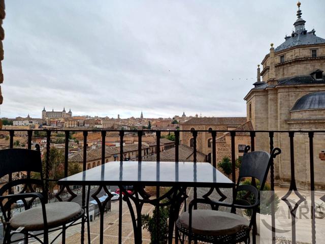 🌟 Piso exclusivo con gran terraza y vistas al casco histórico de Toledo photo 0