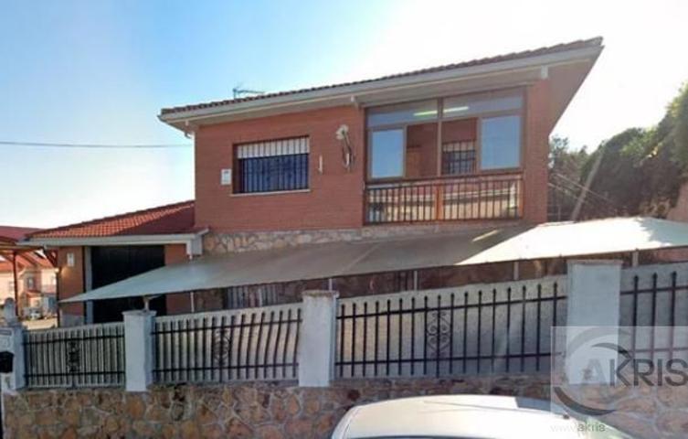 CHALET INDEPENDIENTE EN MENTRIDA photo 0