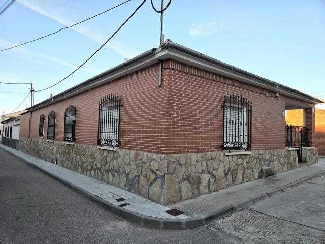 CASA EN UNA PLANTA EN SANTA OLALLA photo 0