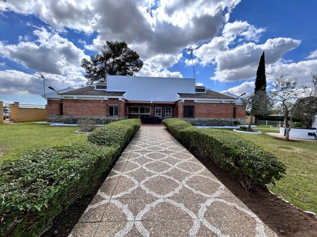 ¡Descubre Tu Paraíso en Villanueva del Ariscal! ALJARAFE SEVILLANO photo 0