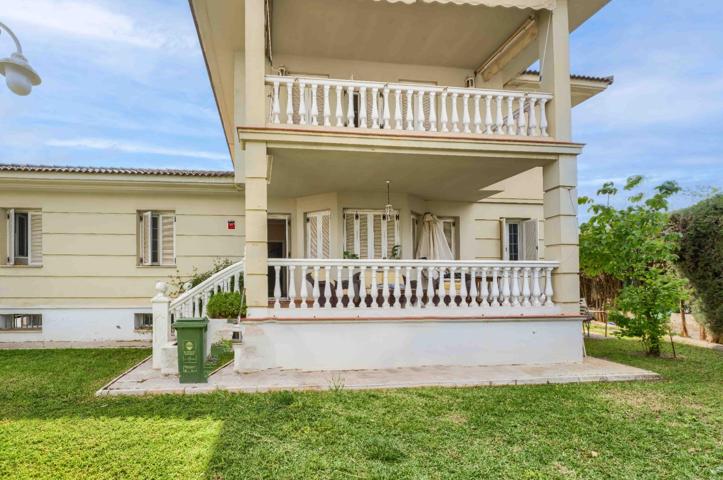 ¡Vive en un chalet independiente en pleno corazón de Gines! photo 0