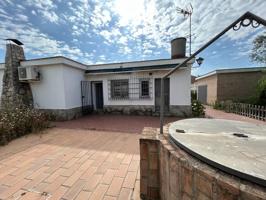 Unifamiliar En venta en Nuevo Bulevar, Mairena Del Aljarafe photo 0