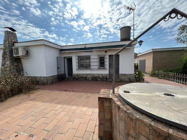 Unifamiliar En venta en Nuevo Bulevar, Mairena Del Aljarafe photo 0