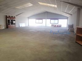 Nave comercial en venta en Moraleja de Enmedio photo 0