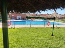 Chalet pareado en venta en Moraleja de Enmedio photo 0